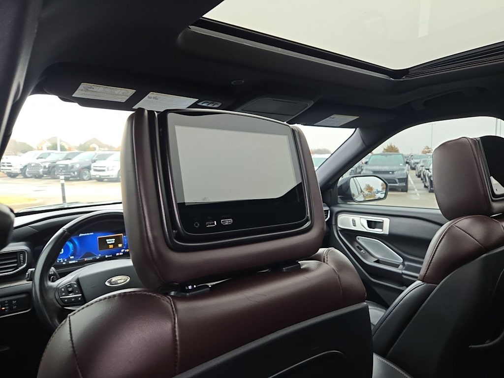 Thumbnail: 2020 Ford Explorer - 40