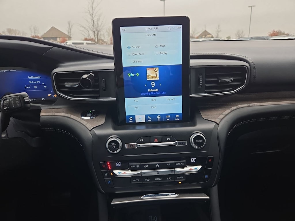 Thumbnail: 2020 Ford Explorer - 15