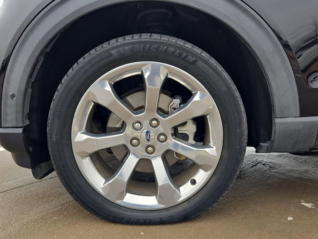 Thumbnail: 2020 Ford Explorer - 8