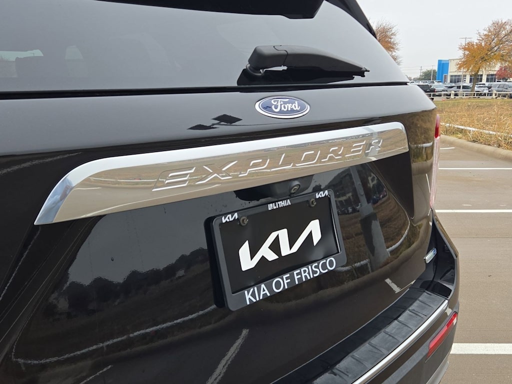 Thumbnail: 2020 Ford Explorer - 7