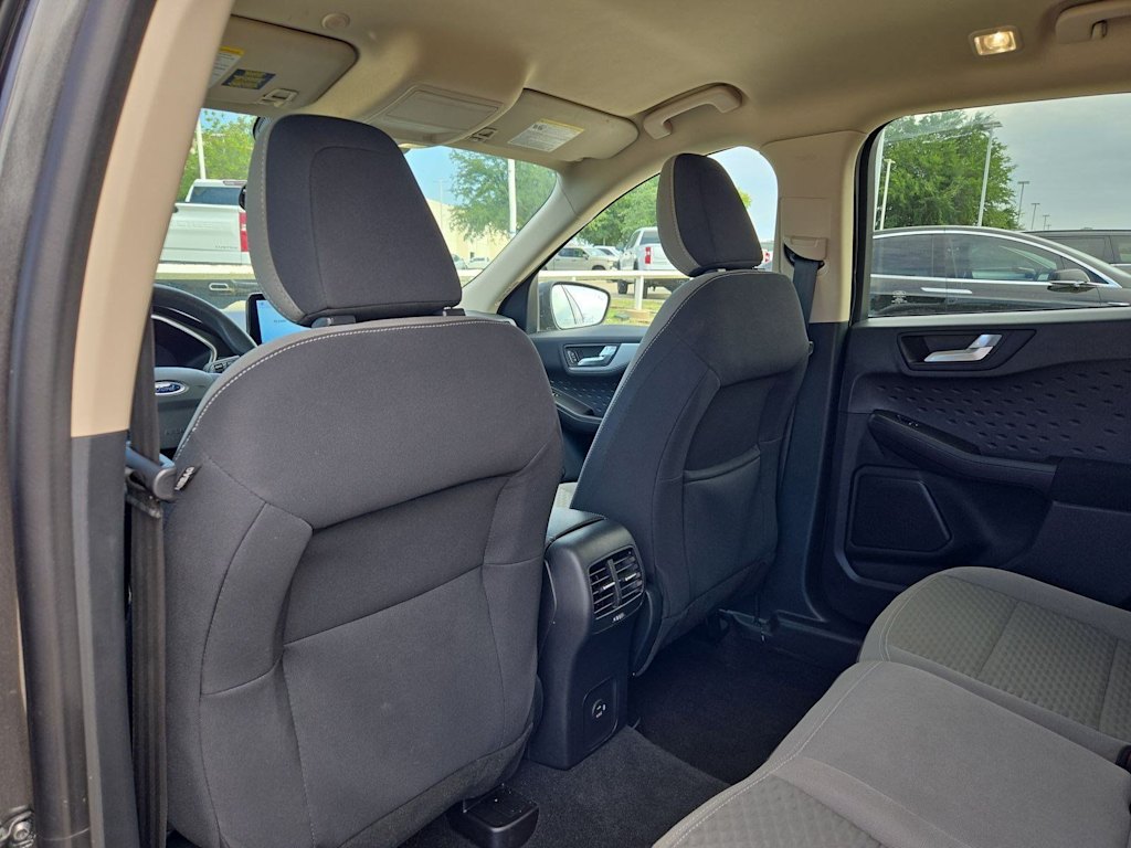 Thumbnail: 2020 Ford Escape - 12