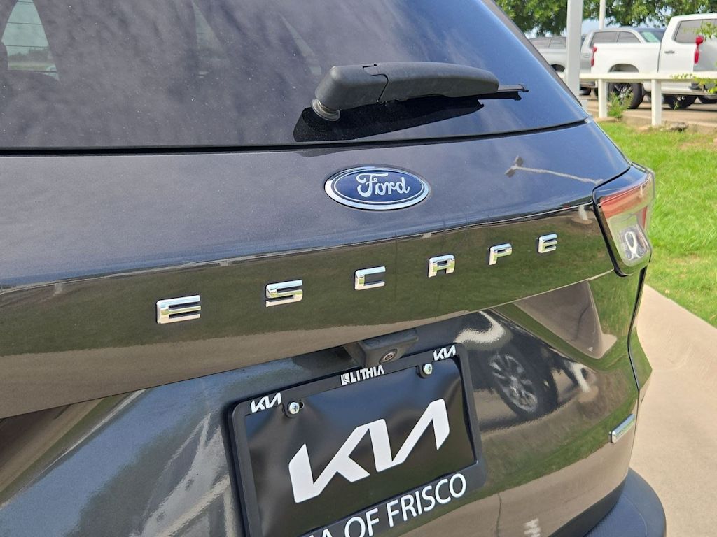 Thumbnail: 2020 Ford Escape - 21