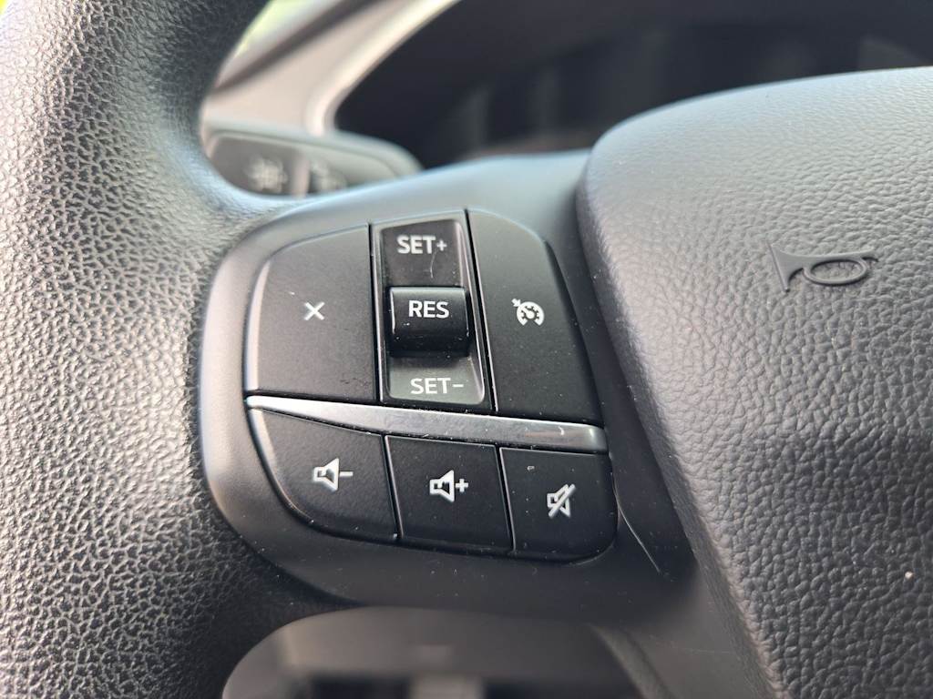 Thumbnail: 2020 Ford Escape - 25