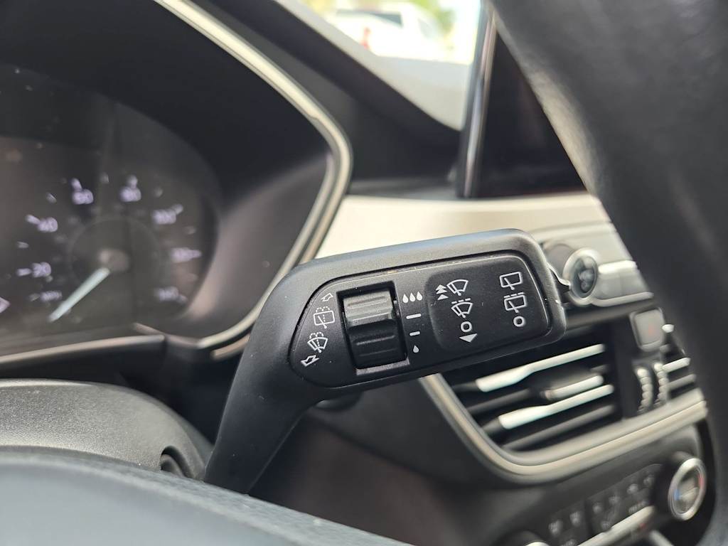 Thumbnail: 2020 Ford Escape - 15