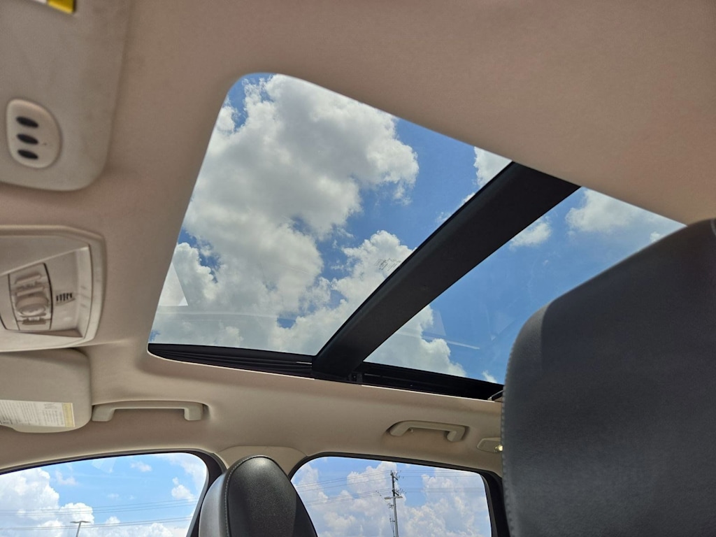Thumbnail: 2015 Ford Escape - 24