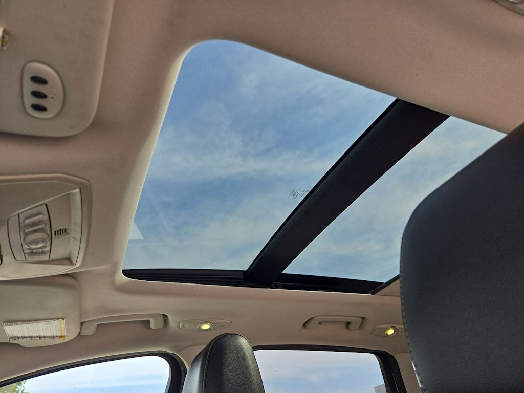 Thumbnail: 2014 Ford Escape - 23