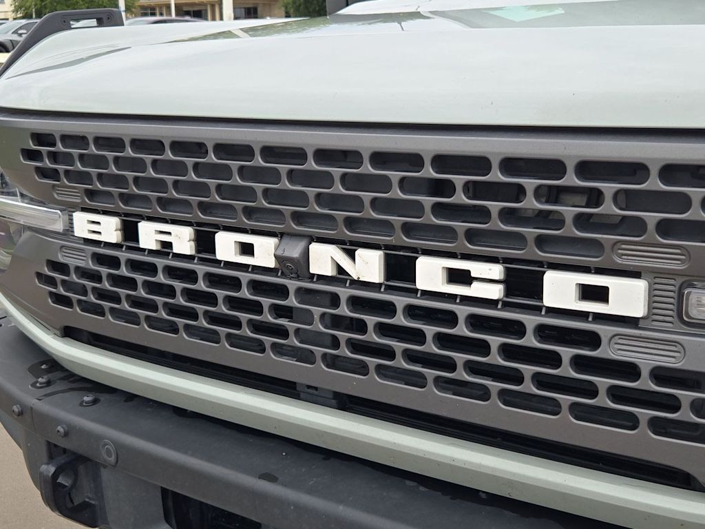 Thumbnail: 2022 Ford Bronco - 22