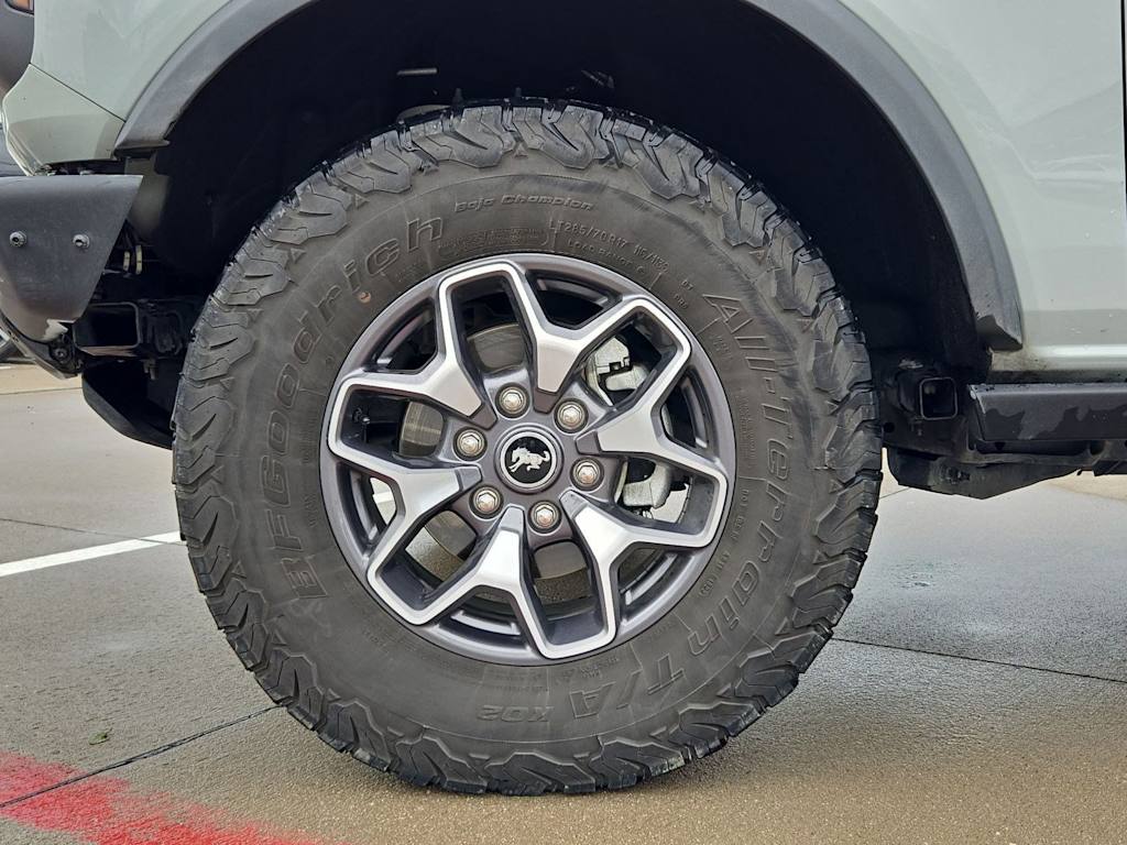 Thumbnail: 2022 Ford Bronco - 7