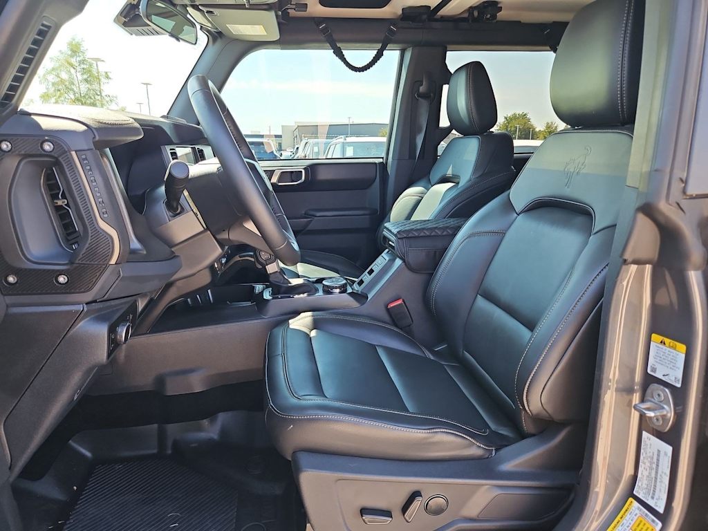 Thumbnail: 2025 Ford Bronco - 10