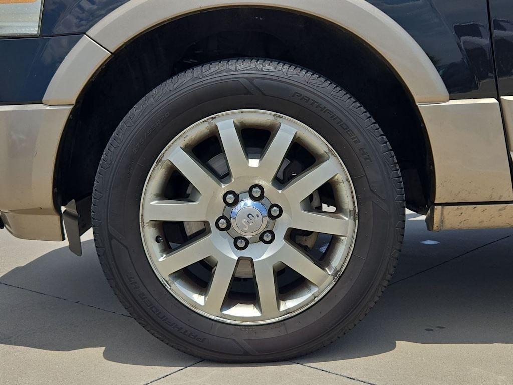 Thumbnail: 2011 Ford Expedition - 8
