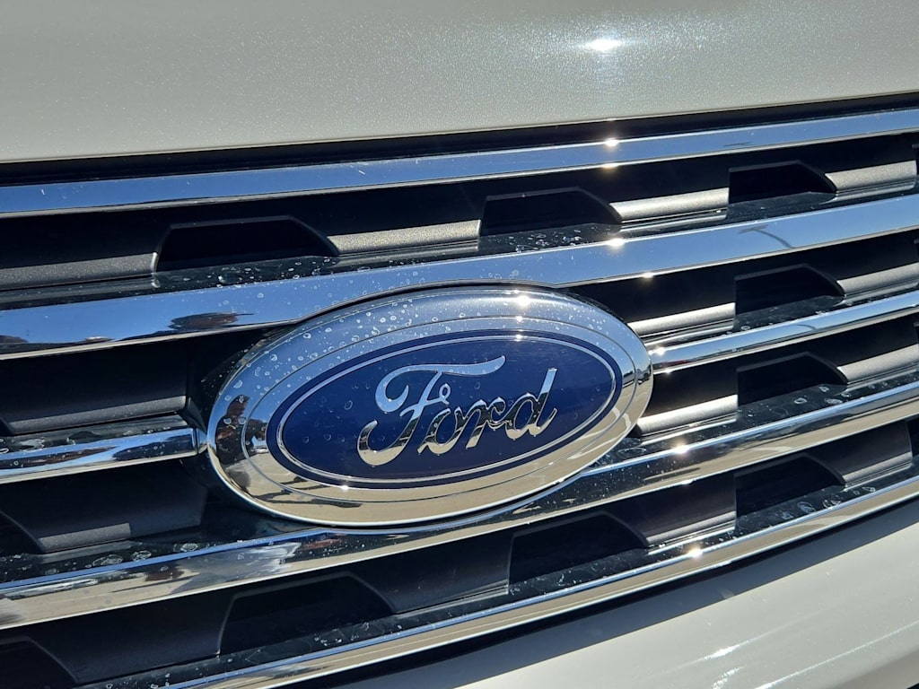 Thumbnail: 2021 Ford Expedition - 8