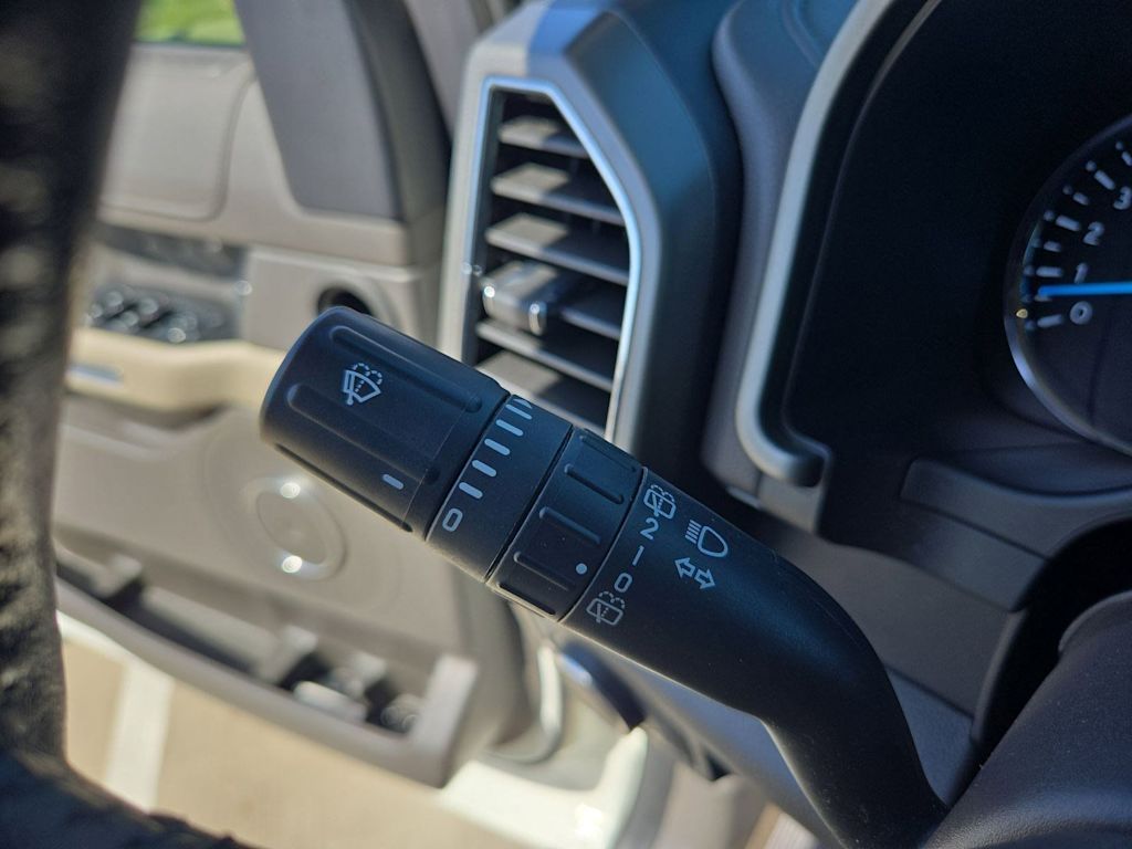 Thumbnail: 2021 Ford Expedition - 29