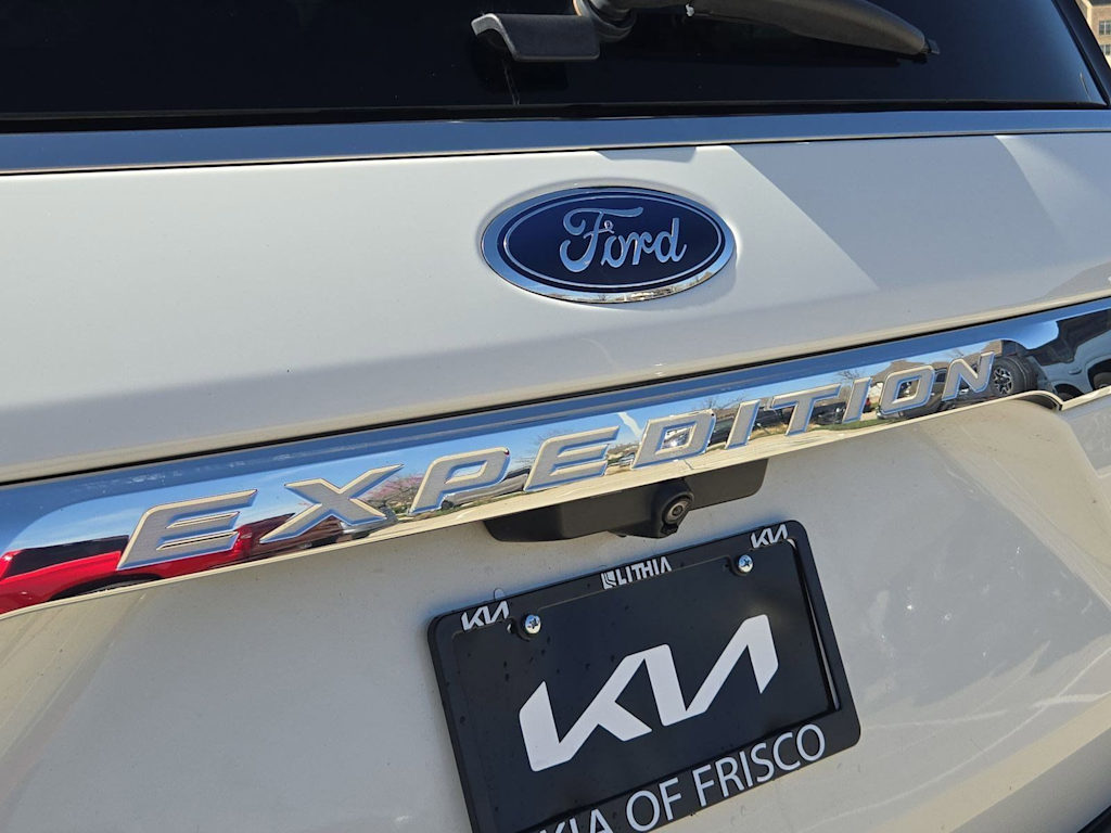Thumbnail: 2021 Ford Expedition - 23