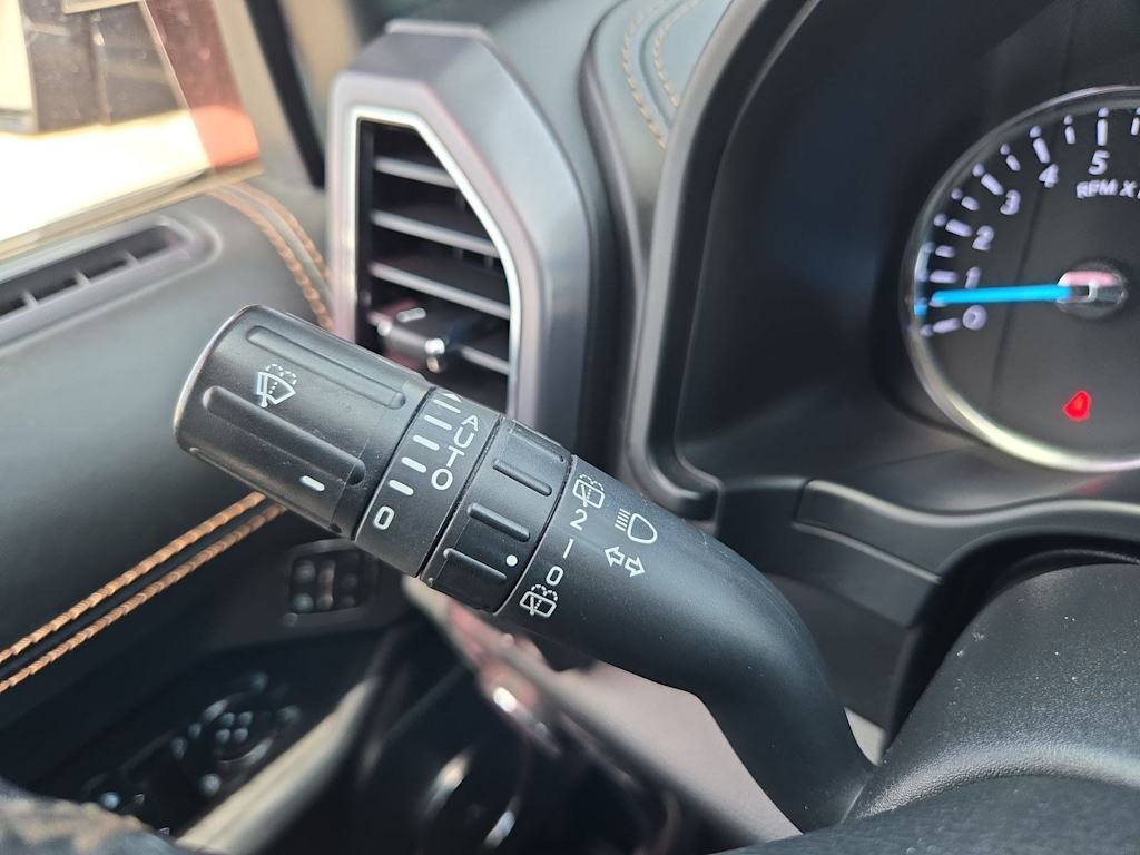Thumbnail: 2020 Ford Expedition - 29