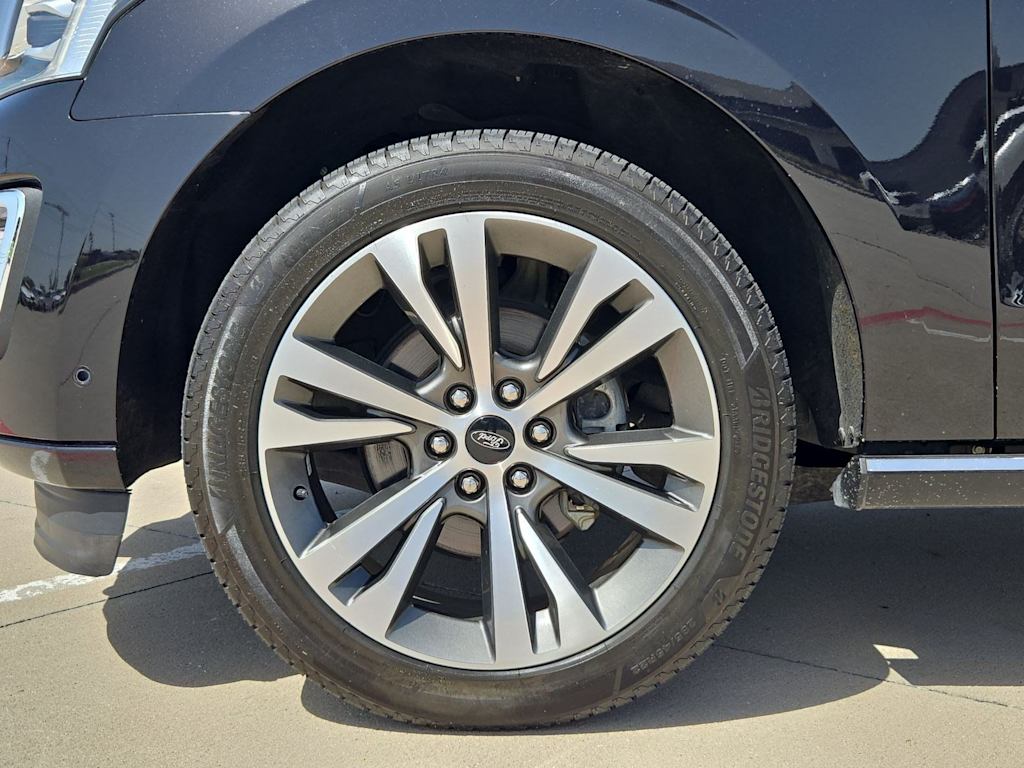 Thumbnail: 2020 Ford Expedition - 8
