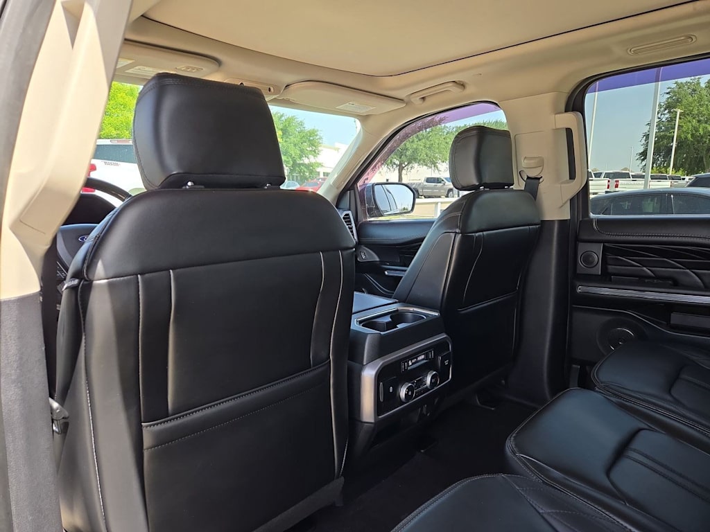 Thumbnail: 2020 Ford Expedition - 13