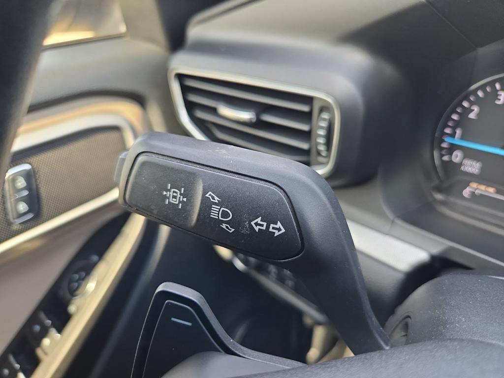 Thumbnail: 2020 Ford Explorer - 28
