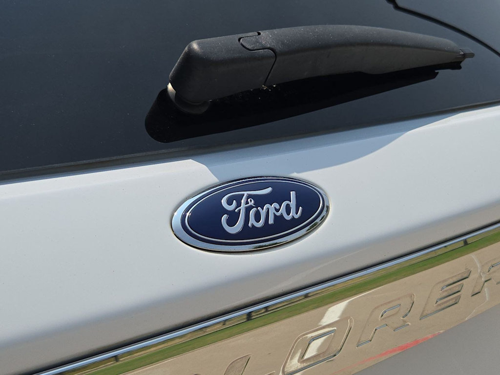Thumbnail: 2020 Ford Explorer - 7
