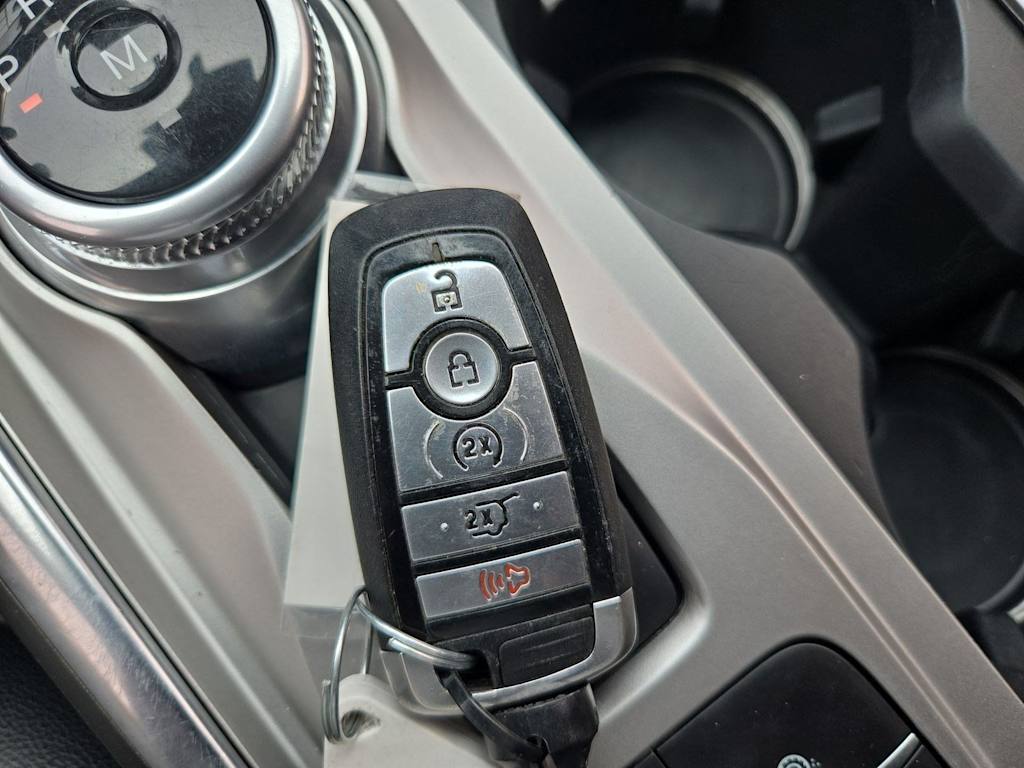 Thumbnail: 2020 Ford Explorer - 35