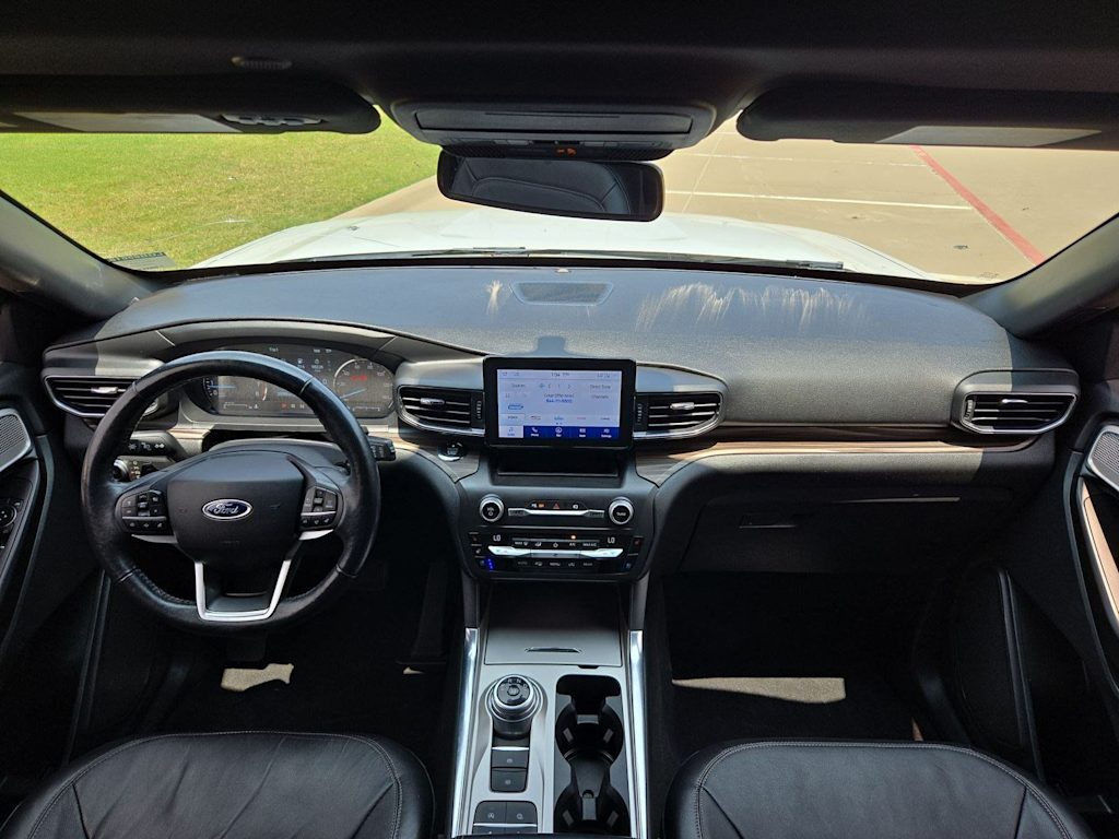 Thumbnail: 2020 Ford Explorer - 10
