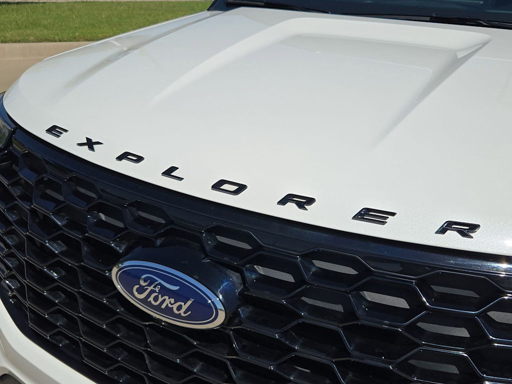 Thumbnail: 2025 Ford Explorer - 22