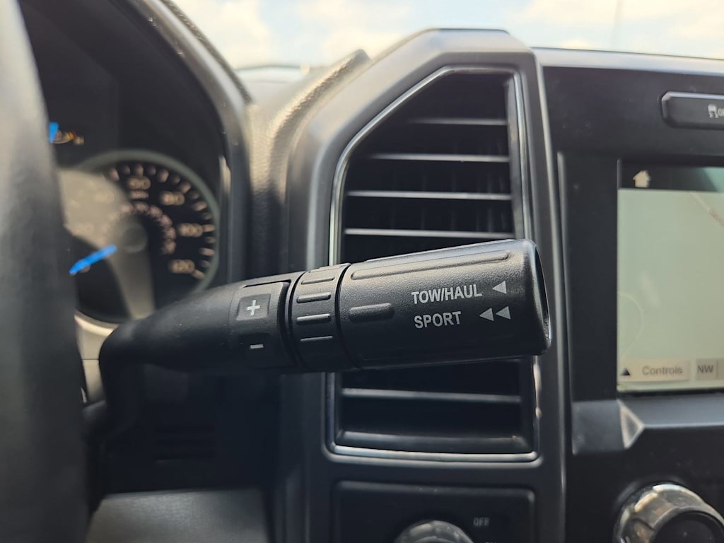 Thumbnail: 2017 Ford F-150 - 33