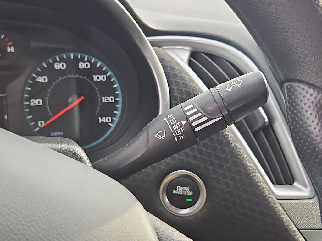 Thumbnail: 2024 Chevrolet Malibu - 17