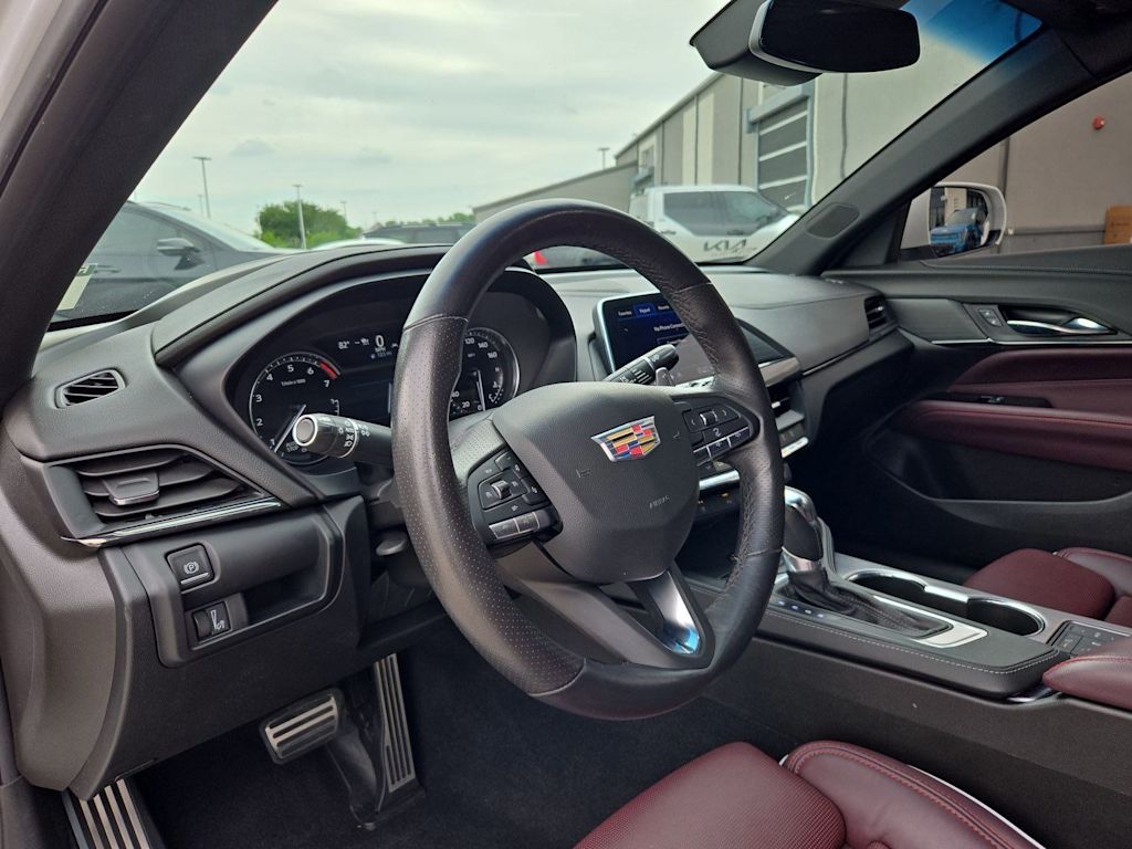 Thumbnail: 2024 Cadillac CT4 - 2