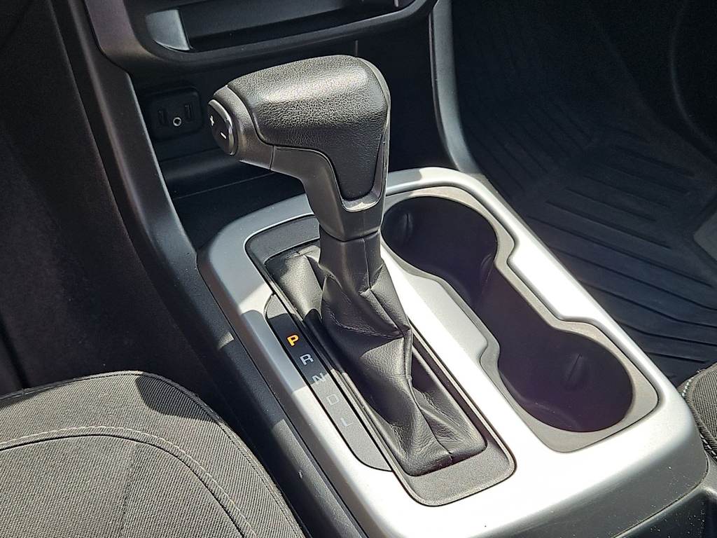 Thumbnail: 2021 Chevrolet Colorado - 34