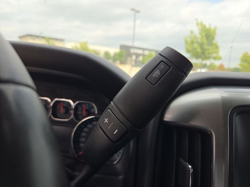 Thumbnail: 2015 Chevrolet Silverado 1500 - 31