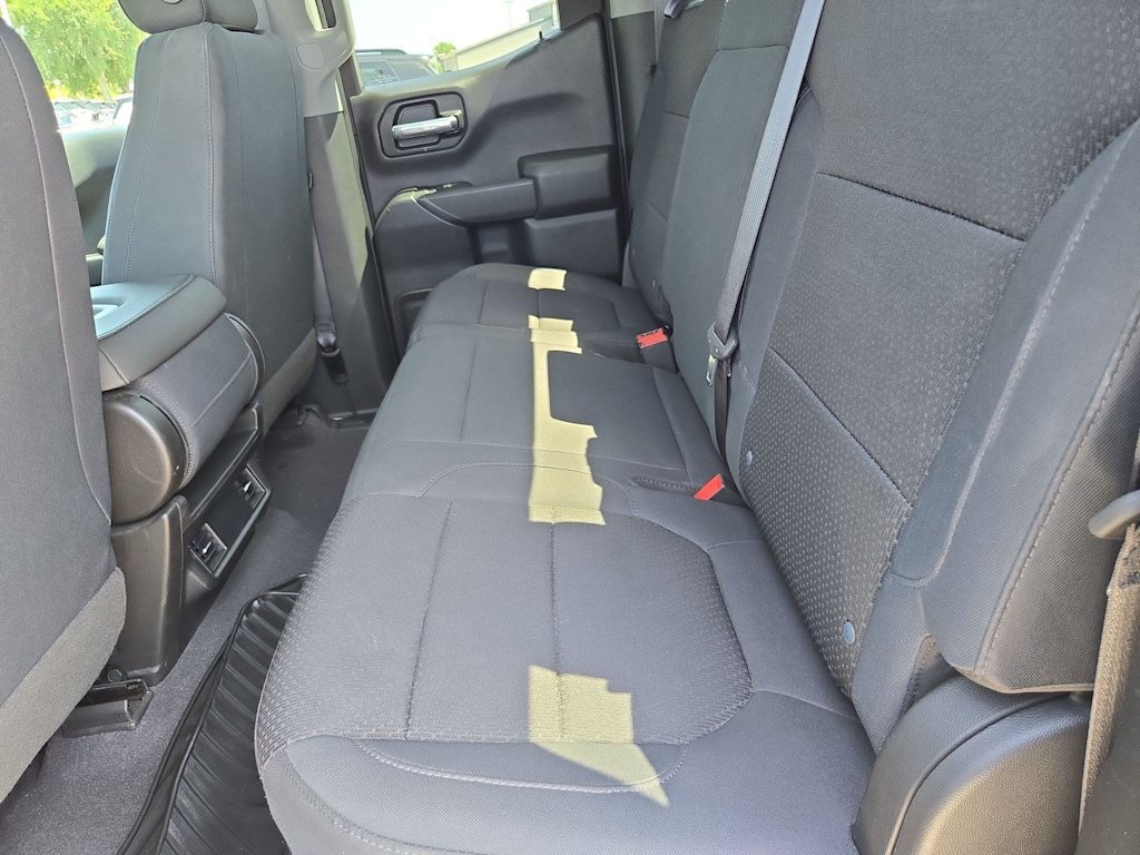 Thumbnail: 2019 Chevrolet Silverado 1500 - 24