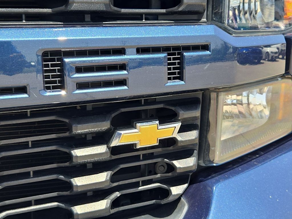 Thumbnail: 2019 Chevrolet Silverado 1500 - 22