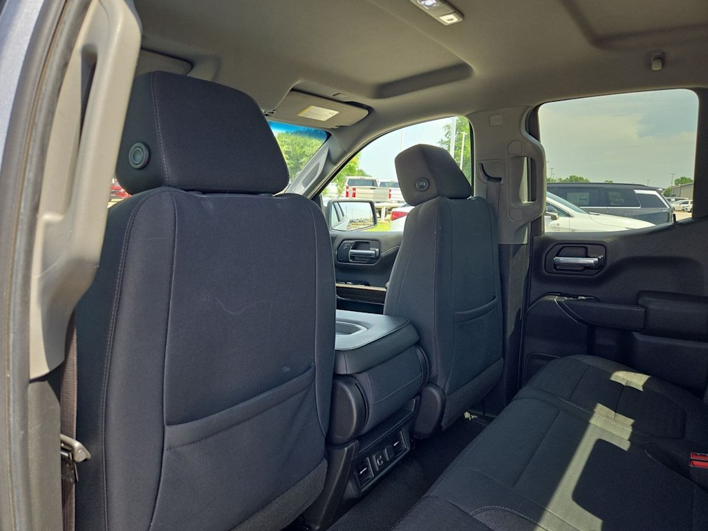 Thumbnail: 2019 Chevrolet Silverado 1500 - 12