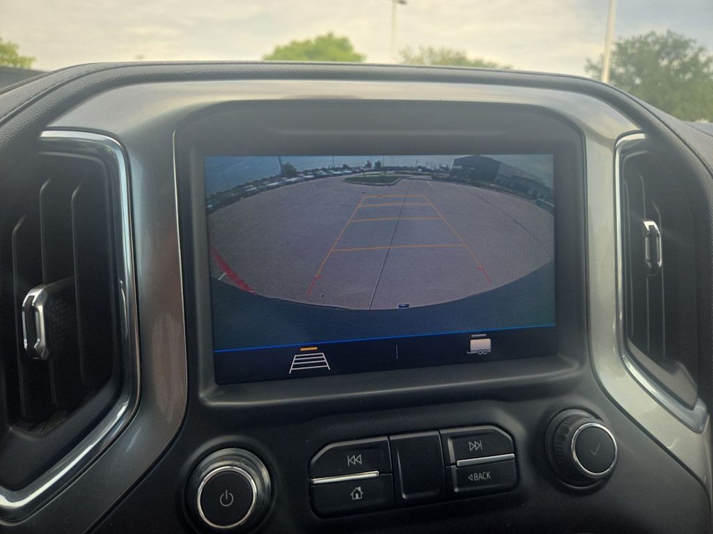 Thumbnail: 2019 Chevrolet Silverado 1500 - 29