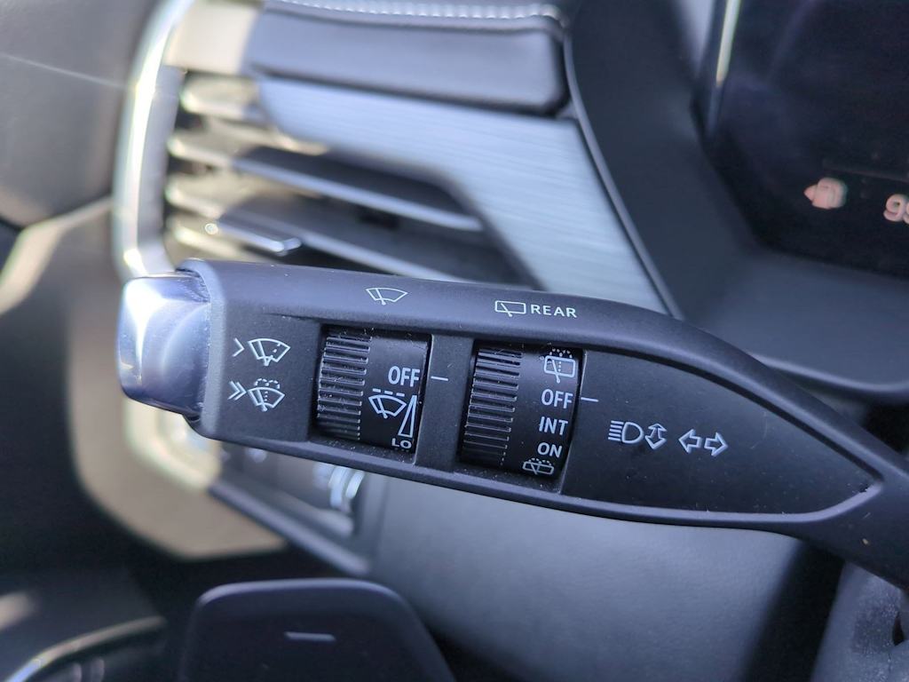 Thumbnail: 2025 GMC Acadia - 28