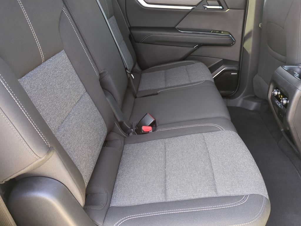 Thumbnail: 2025 GMC Acadia - 25