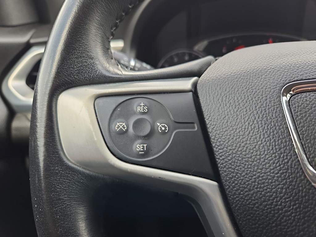 Thumbnail: 2018 GMC Acadia - 27