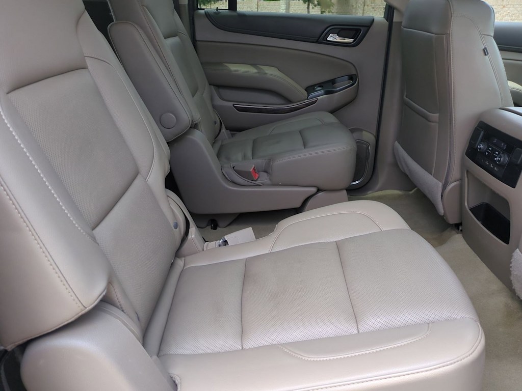 Thumbnail: 2017 GMC Yukon XL - 29