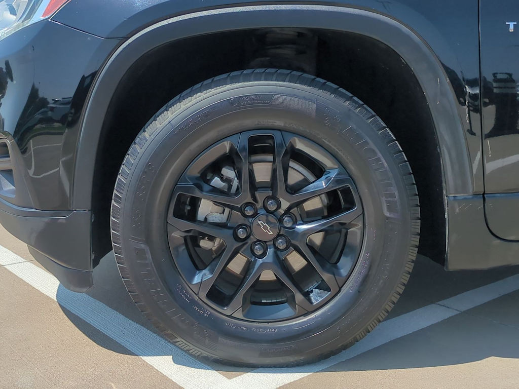 Thumbnail: 2019 Chevrolet Traverse - 8