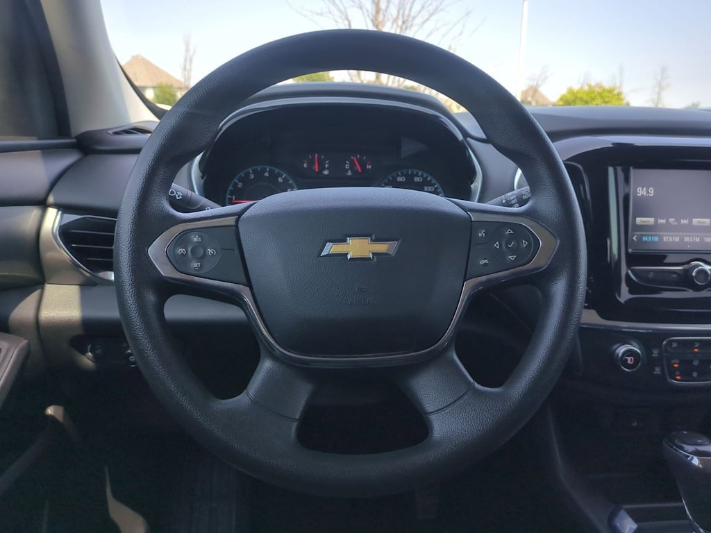 Thumbnail: 2019 Chevrolet Traverse - 14