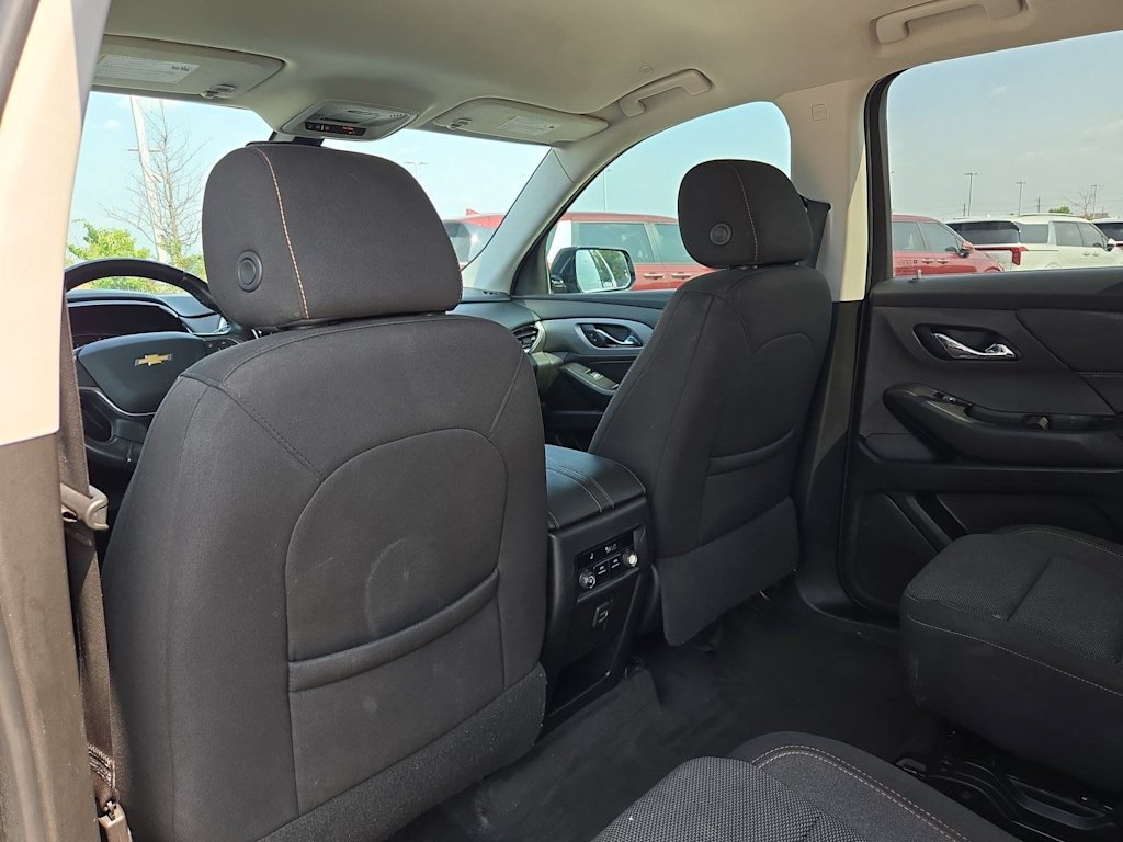Thumbnail: 2020 Chevrolet Traverse - 12