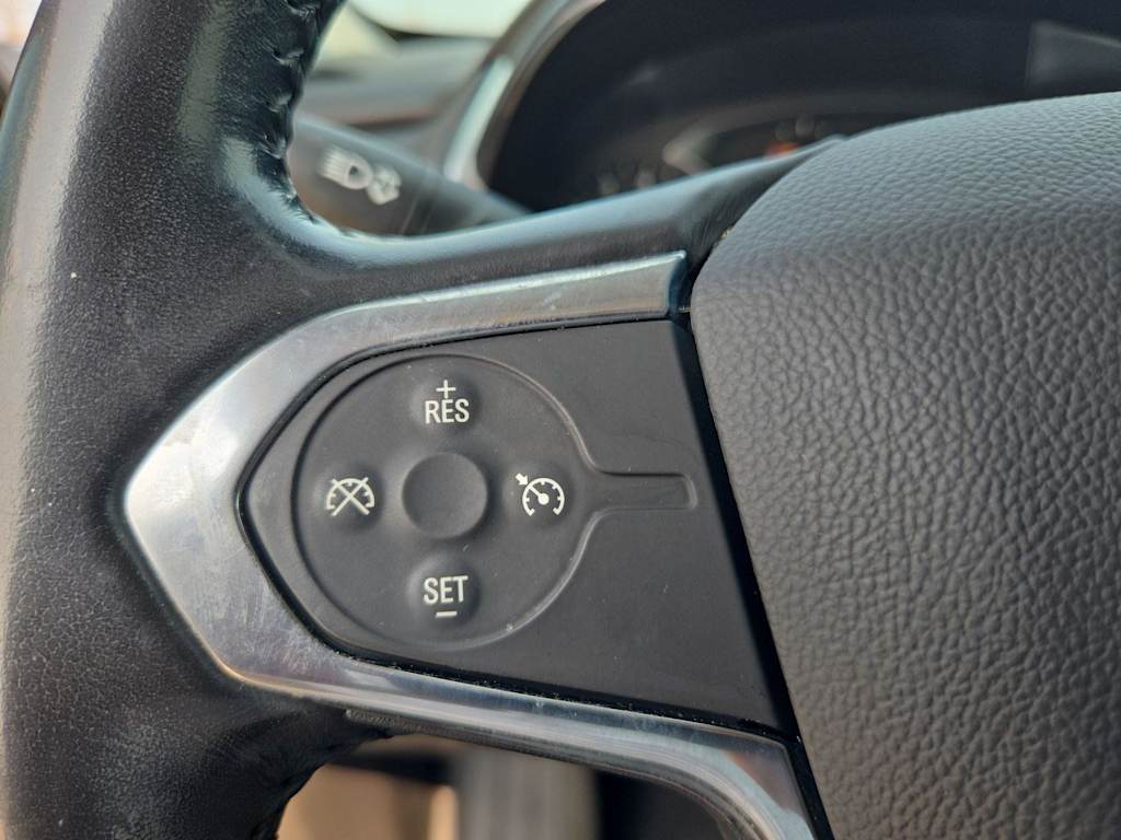 Thumbnail: 2020 Chevrolet Traverse - 26