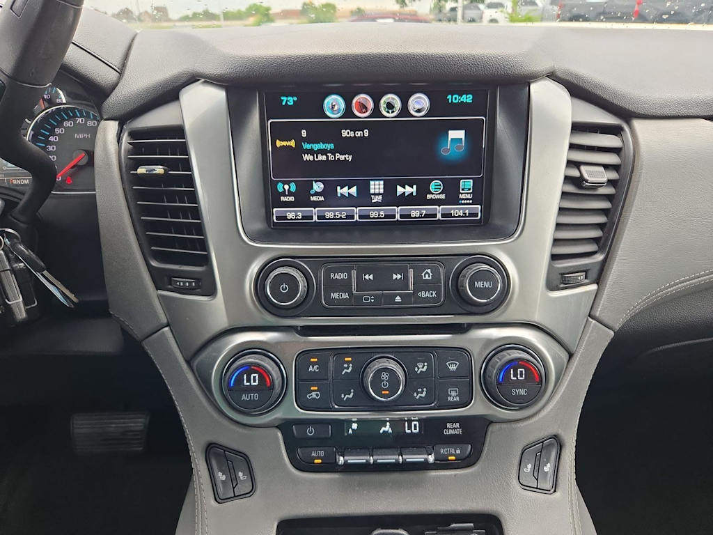 Thumbnail: 2016 Chevrolet Suburban - 15