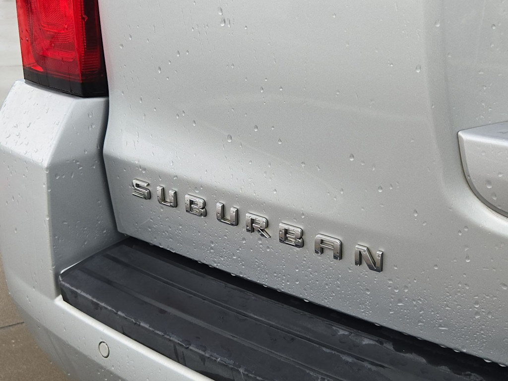 Thumbnail: 2016 Chevrolet Suburban - 22