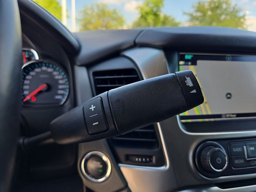 Thumbnail: 2019 Chevrolet Suburban - 14