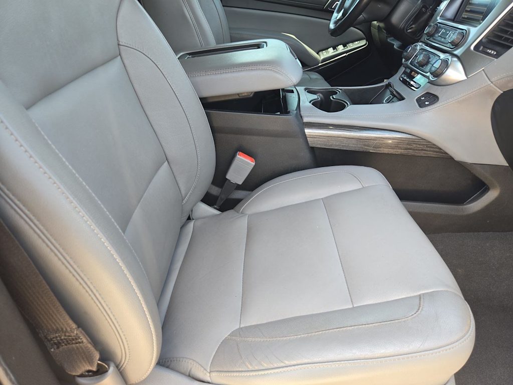 Thumbnail: 2019 Chevrolet Suburban - 11