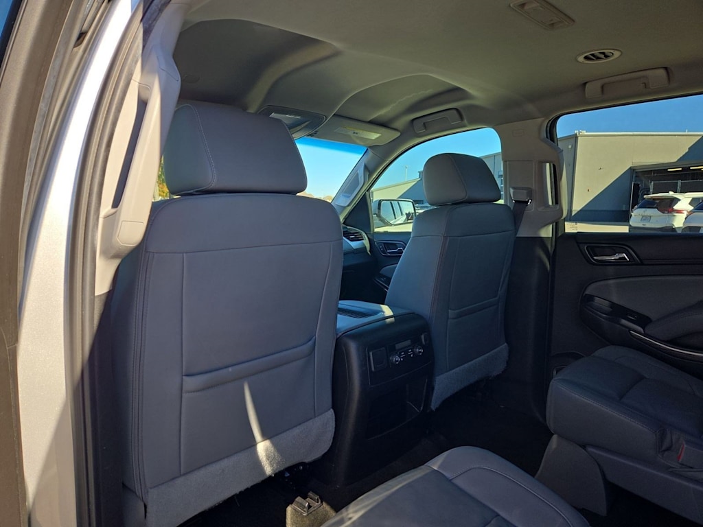 Thumbnail: 2017 Chevrolet Suburban - 13