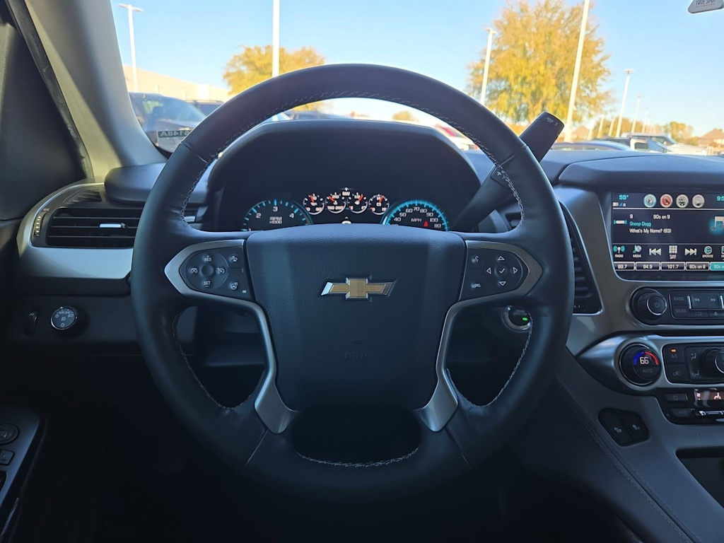 Thumbnail: 2017 Chevrolet Suburban - 14