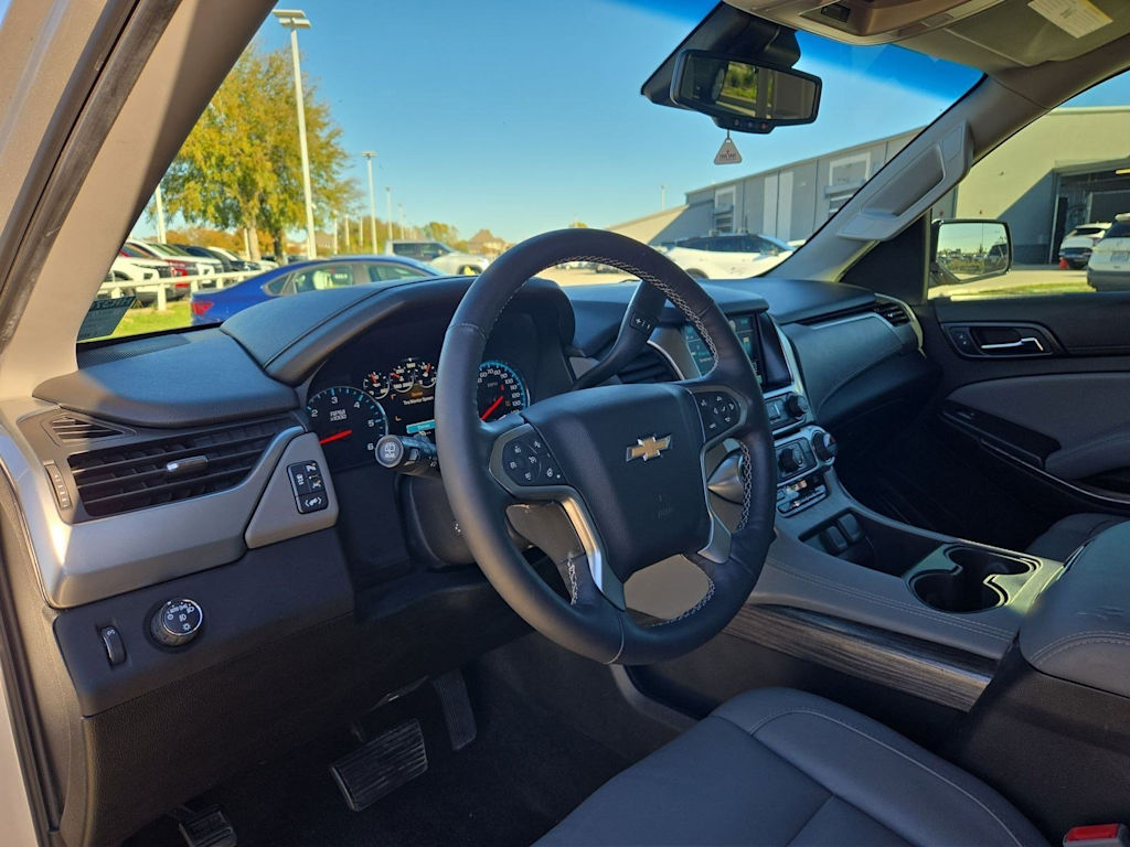 Thumbnail: 2017 Chevrolet Suburban - 2