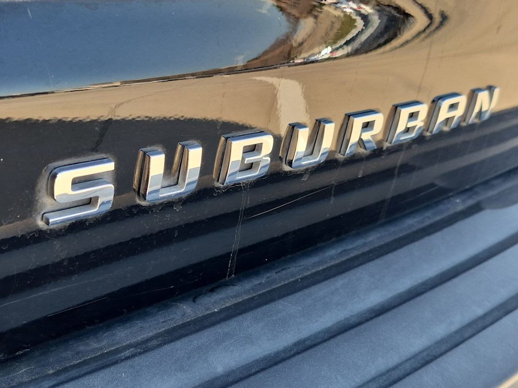 Thumbnail: 2019 Chevrolet Suburban - 23